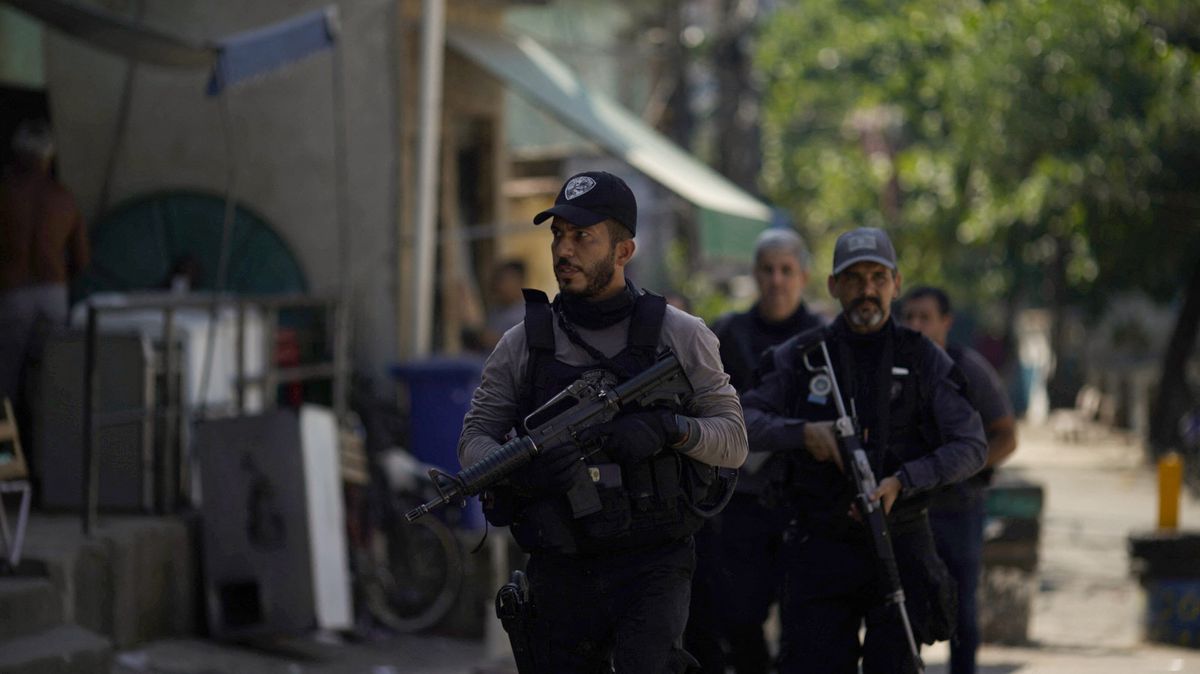 Policejní razie proti drogovému gangu si v Riu vyžádala nejméně 25 mrtvých